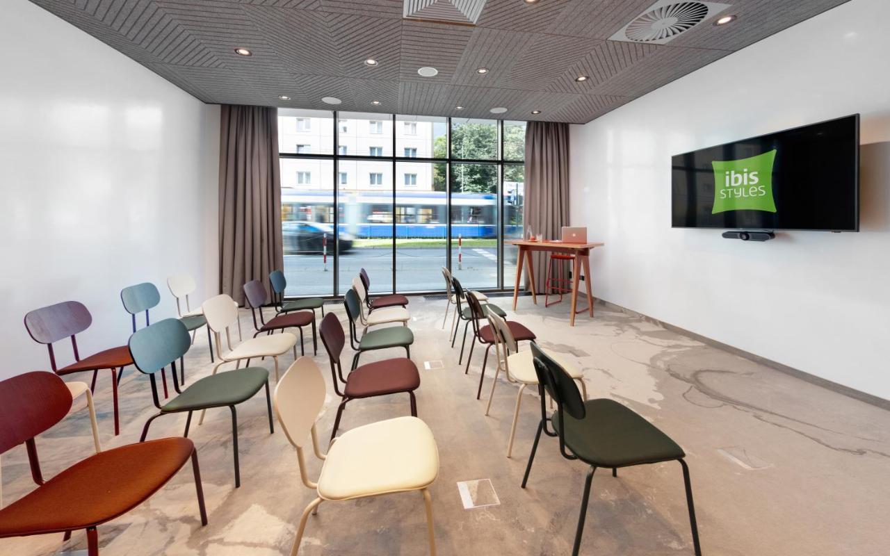 Ibis Styles Krakow Centrum Extérieur photo